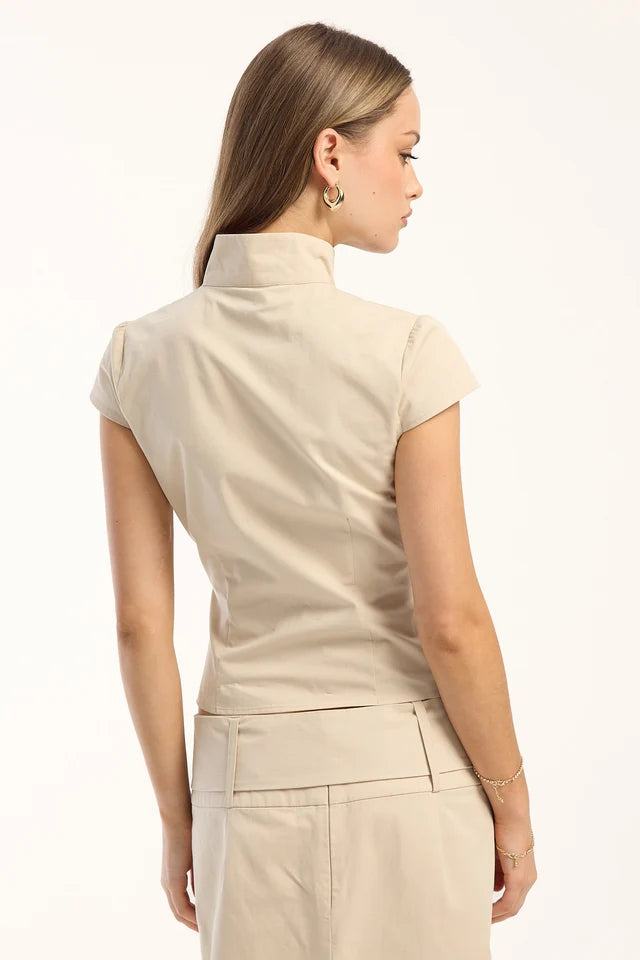 Suki Button Top