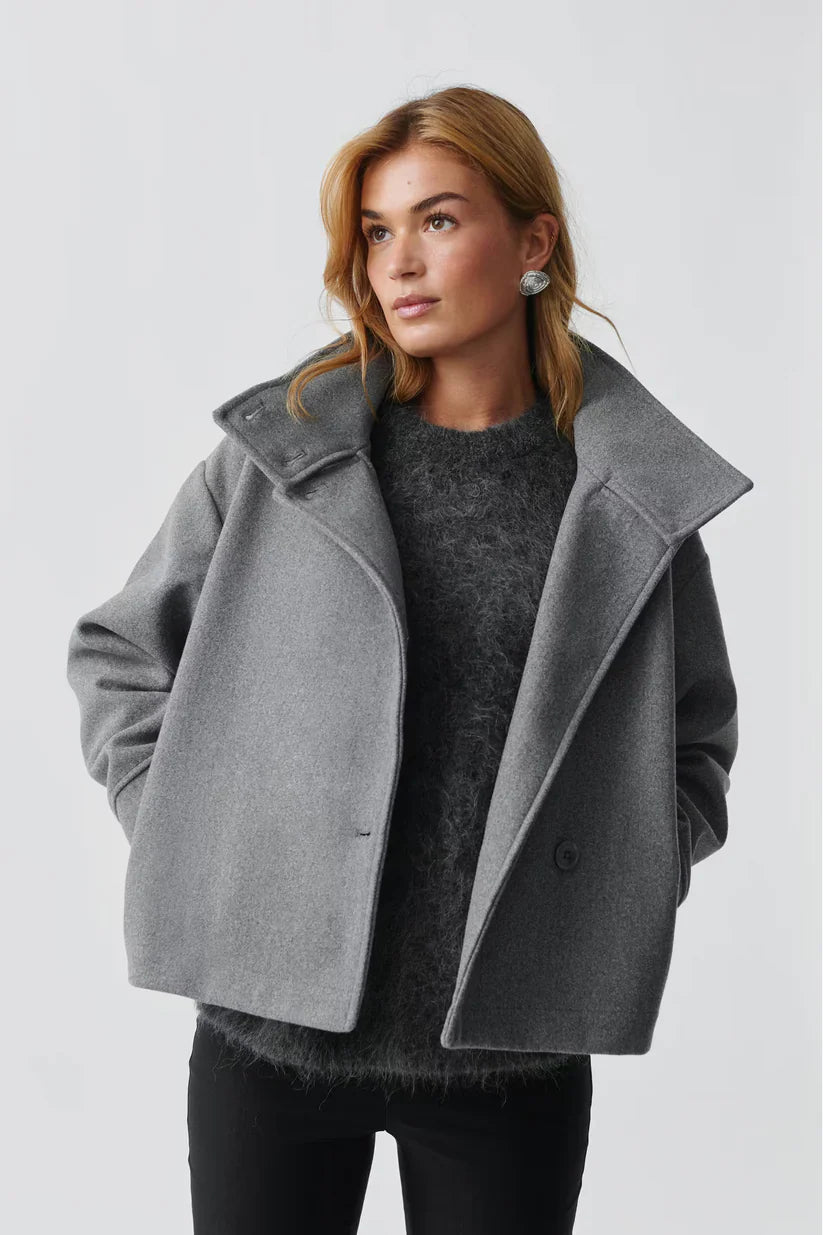 Serena - Signature Jacket