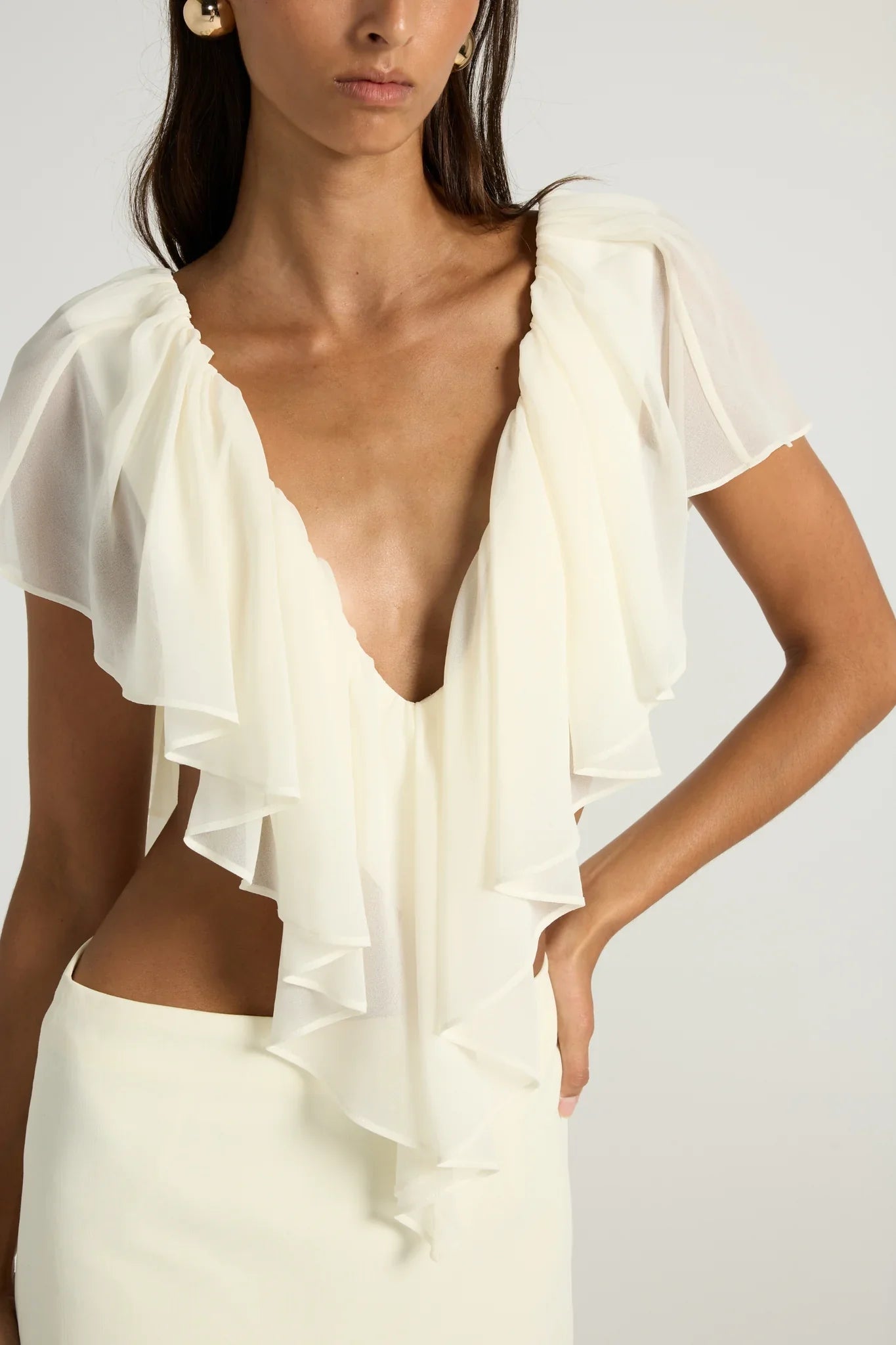 Liora - Ivory Ruffled Top