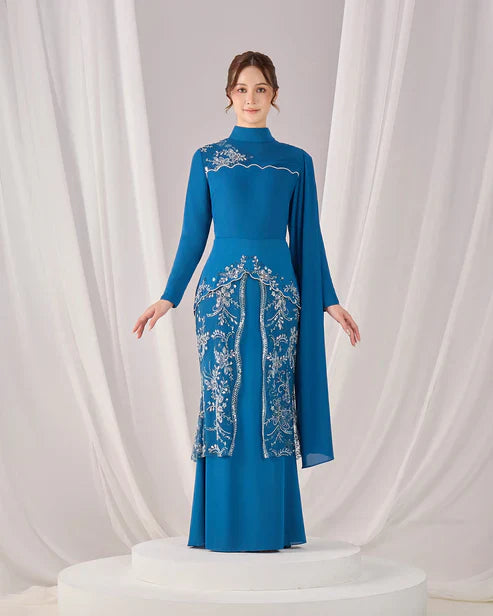 Azra - Embroidered Dress
